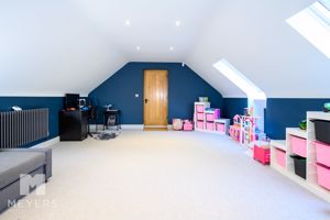 Photo 19- click for photo gallery